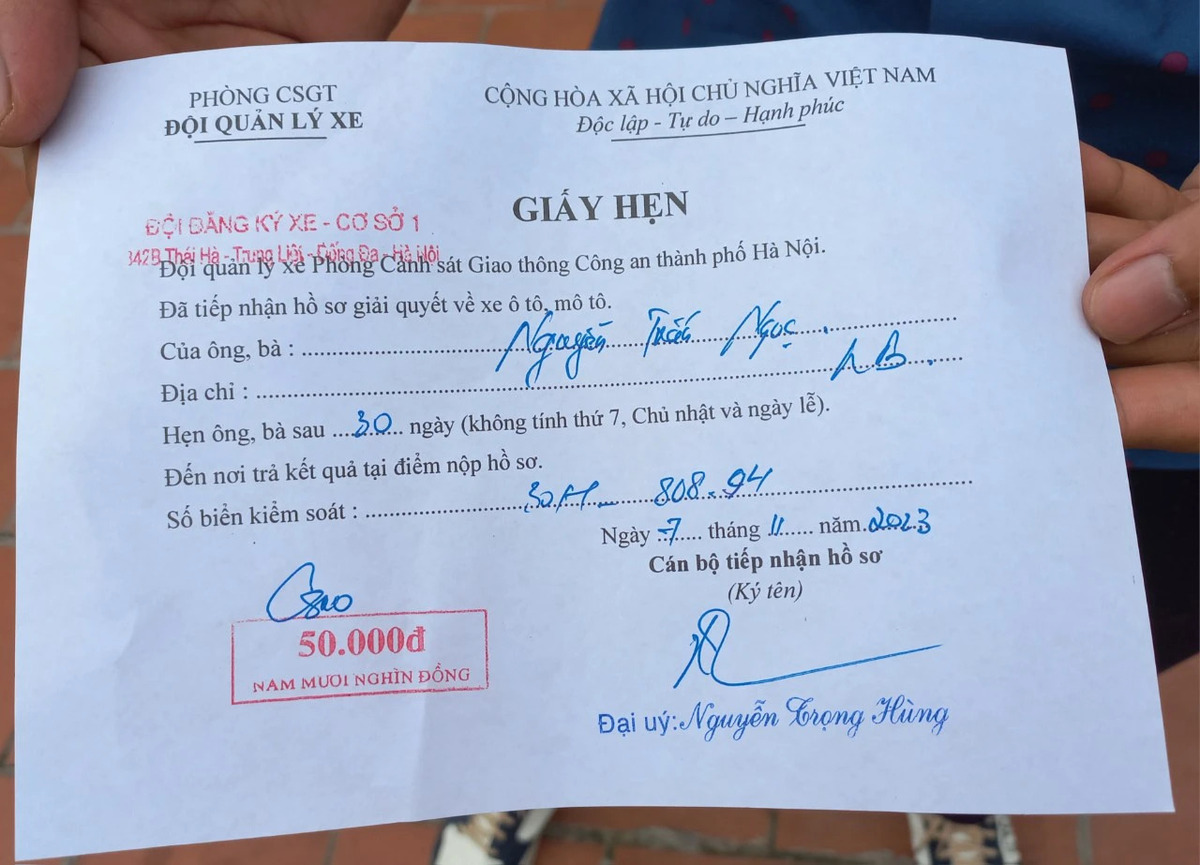 Chi phí cấp lại cà vẹt xe ô tô theo quy định là 50 nghìn đồng mỗi lần
